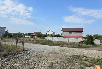 Teren de vanzare in Lazu lot de casa - 9