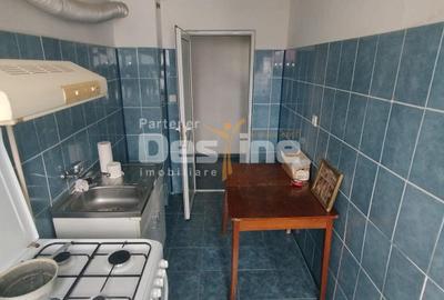 Grasoniera 42 mp strada Rozelor in spate la OMV 38.000€ - 4