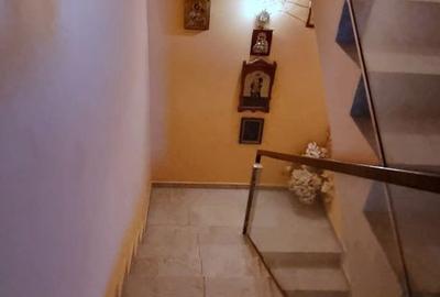 Vila la cheie cu grădină- sector 5 - 23