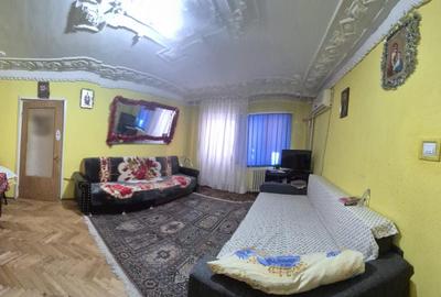 Apartament cu 2 camere semidecomandat în Rahova
