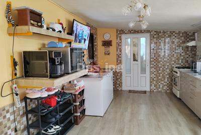 Imobil cu 2 constructii, anexe și 670 mp teren, utilități racordate, Bratasanca - 17