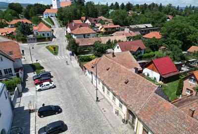 Doua case de vanzare 75 M² + curte 720 M² Piata Kalvin - 17