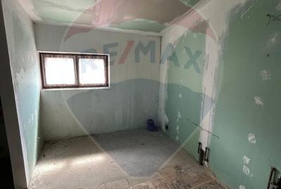 Casă de vânzare | Rădăuți | Ștefan cel Mare + 2 garaje - 23