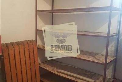 Spatiu comercial zona Lazaret 49 mp utili - 11