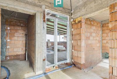 Penthouse cu terasă generoasă, în centrul Chișodei - 3