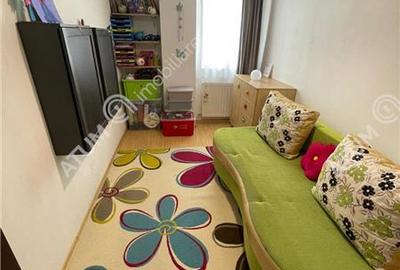 Apartament 3 camere decomandate balcon loc parcare zona Turnisor Sibiu - 6
