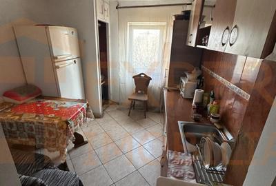 Apartament 4 camere, decomandat situat in zona Inel  II - 1