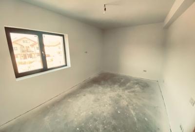 Duplex cu 4 camere si mansarda. Curte 250 mp. Comision 0 - 14