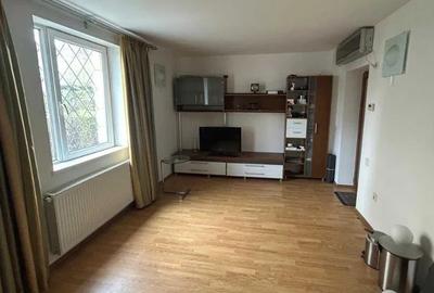 Apartament cu 2 camere decomandat în Floreasca