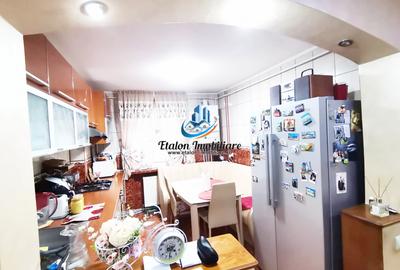 Apartament 3 camere decomandat, zona Spital Piatra Neamt - 9