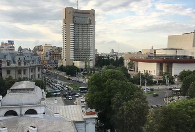 Garsonieră decomandată în Universitate