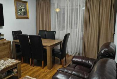 Apartament 3 camere Aparatorii Patriei - 1