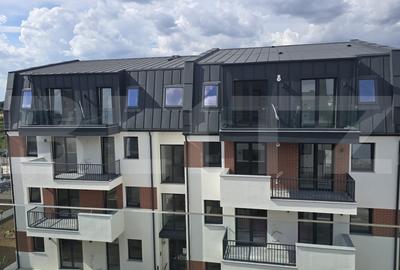 Apartament cu 3 camere decomandat în Micro 16