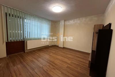 Apartament 3 camere decomandat 65mp Pacurari - 1