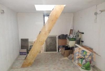 Apartament 1 camera, (30 mp+ un beci de 18 mp) Str Rogerius, Str. Sovata - 5