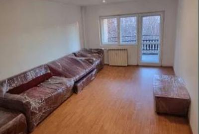 Apartament 3 Camere,B-dul Unirii,bl.1990,et.2/7,DECOMANDAT,2 bai,2 balcoane - 1