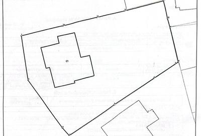 Teren 1040 mp cu casă demolabilă – Grigorescu, front 35 m - 3