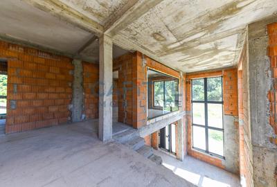 Casa Individuala | Roata Faget | Vitraje ample - 11