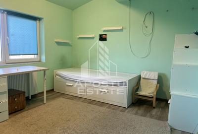 Apartament cu 2 camere de vanzare, loc de parcare, curte comuna, in Giarmata Vii - 2
