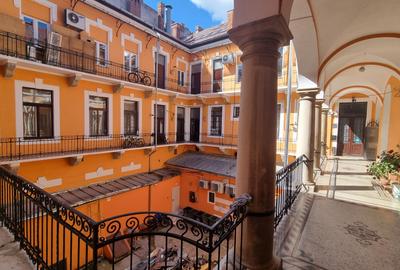 Birou, 71 mp în Central