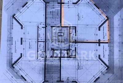 Spatiu Comercial - Floresti/BMW- Vitrina / Zona Residentiala - 11