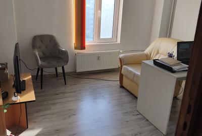 Piata Muncii - Calea Clarasilor - Apartament 3 camere decomandat - 3