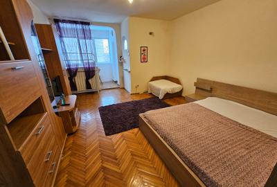 Garsonieră semidecomandată, mobilată în Drumul Taberei