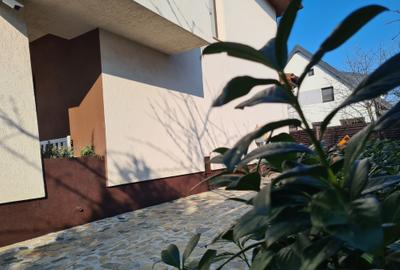 OMNIA-Proprietati alese! Casa ta. Asfalt,canalizare. Spatioasa, surprinzatoare! - 32