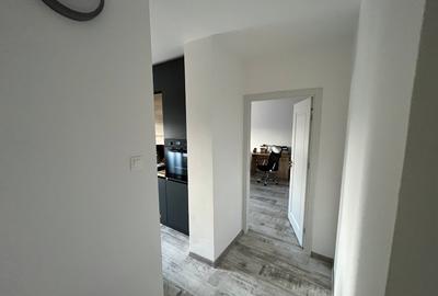 Apartament cu 3 camere, 2 băi, 66 mp + 4 mp balcon, decomandat, etaj 2/4 - 2