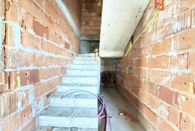 Duplex cu 5 camere de vanzare in localitatea Sacalaz, zona Centrala - 11