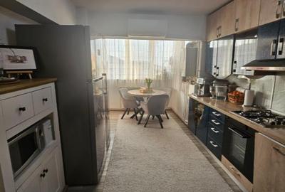 Apartament cu 2 camere decomandat în Astra