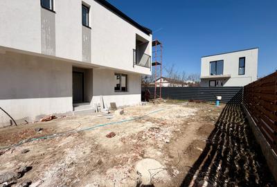 Casă cu 4 camere în Sud