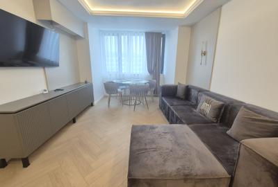 Apartament 3 camere Centru de închiriat - 2