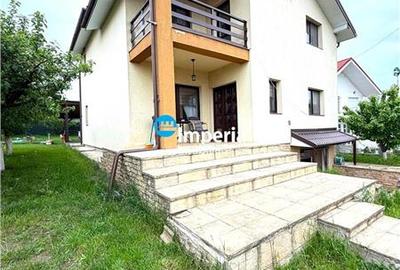 Vila 5 cam, garaj, 560 teren, str Noua Horpaz - 1