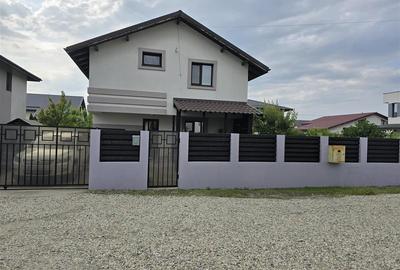 Casă individuală cu 4 camere în Berceni