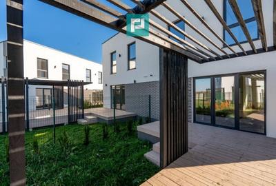 Duplex cu 4 camere în Moșnița Nouă