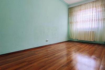 Apartament cu 2 camere decomandat în Astra