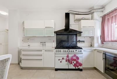 Apartament spațios de 3 camere de inchiriat | Primaverii - 9