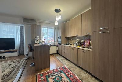 Apartament 3 camere, 70 mp cu 2parcari, et3, Str Florilor - Floresti - 7