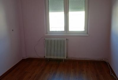 Apartament 3 camere | 67 mp| zona Cugir - 3