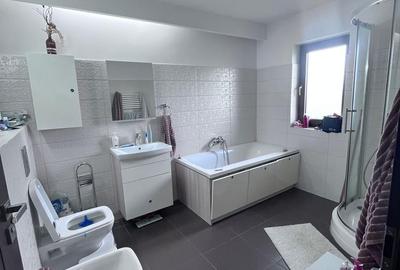 Casa  nouă de vanzare cu garaj,  în zona Micesti - 11