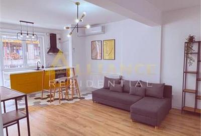 Apartament cu 2 camere decomandat în Central
