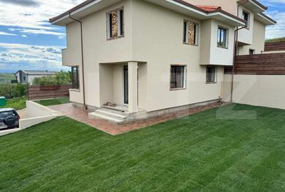 Duplex cu 4 camere în Dezmir