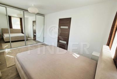Vanzare 3 camere Europa, imobil nou, mobilat si utilat, parcare - 2
