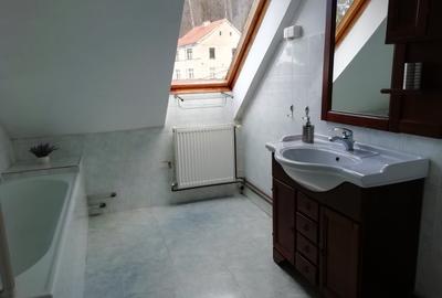 Apartament 3 camere pozitie deosebita zona Olimpia - 20