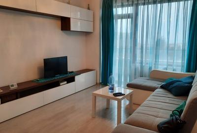 Apartament cu 3 camere semidecomandat, mobilat în Bună Ziua