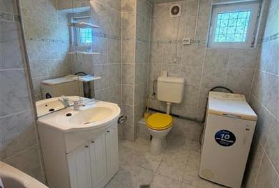 Inchiriere garsoniera decomandata  in bloc de apartamente,intrare Racadau - 13