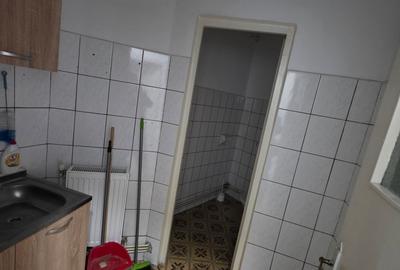 Vand spatiu comercial central Deva - 6