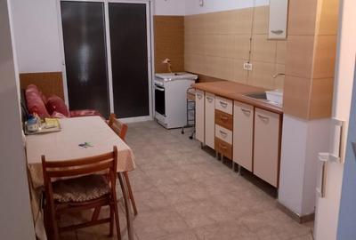 COICIU PARTER DE VILA 3 CAMERE  GAZE RENOVAT PRET 120.000 EURO