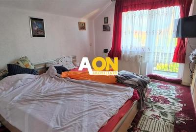 Casa pentru 2 familii, 7 Camere, 2 Garaje, 1500MP Teren - 17